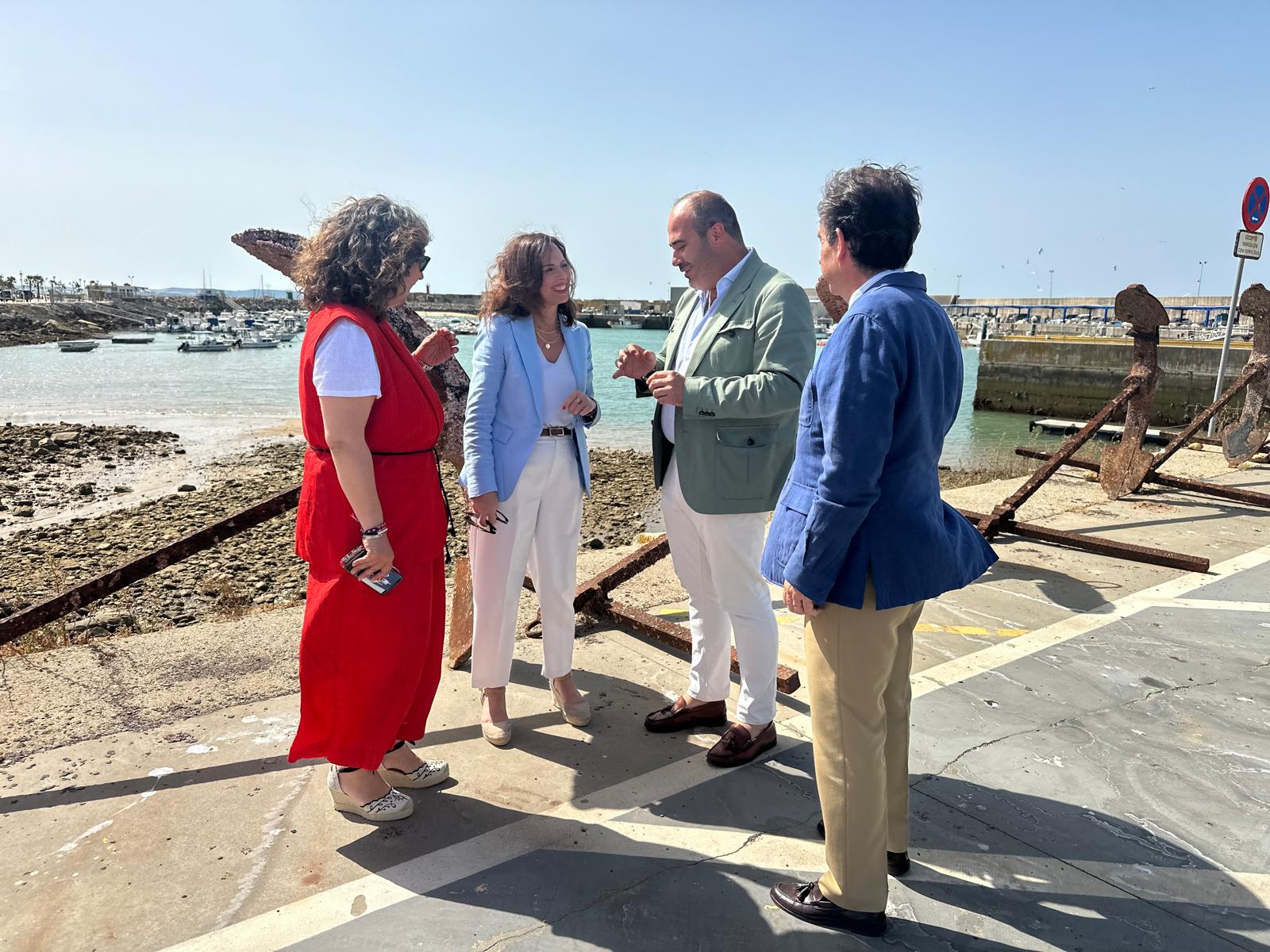LA JUNTA ADJUDICA EL DRAGADO DE MANTENIMIENTO DE LA BOCANA DEL PUERTO DE CONIL POR 2.223.000 EUROS 