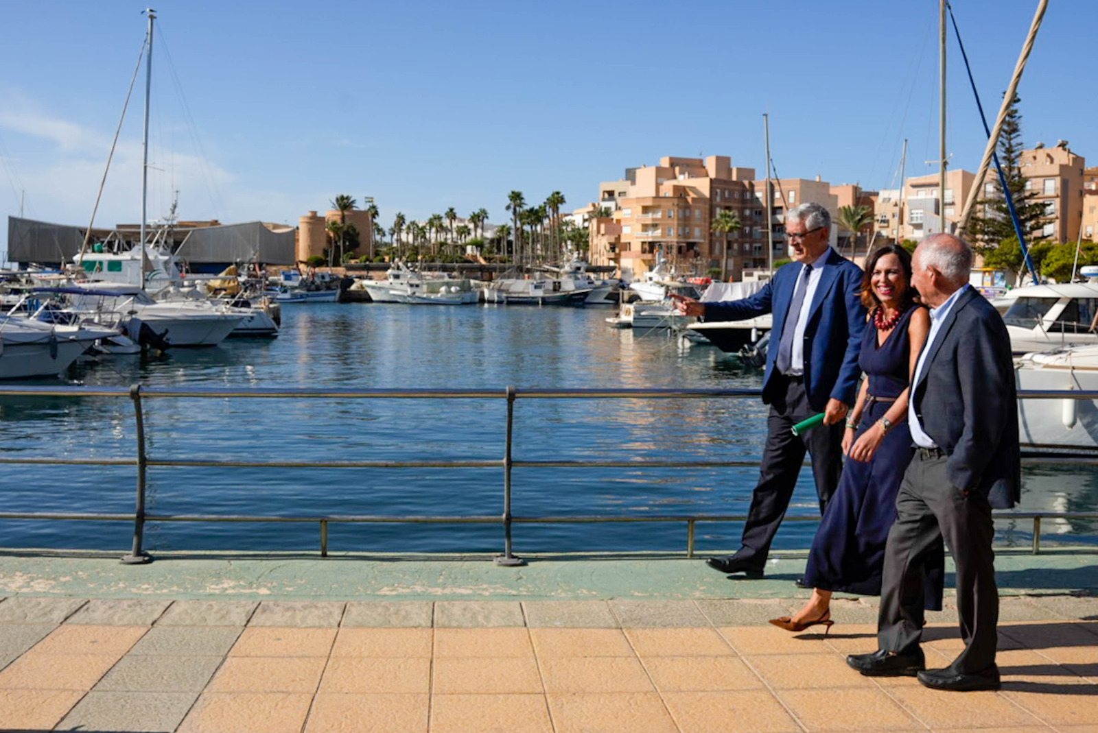 LA JUNTA CONCLUIRÁ A FINALES DE AÑO LAS OBRAS DE MODERNIZACIÓN DEL PUERTO DE ROQUETAS DE MAR 