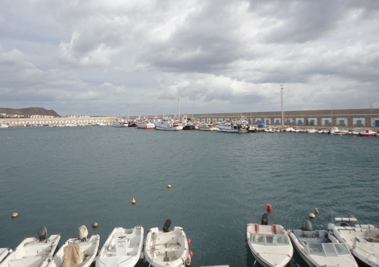 LA JUNTA CONSTRUIRÁ UN NUEVO PANTALÁN PARA EMBARCACIONES MENORES EN EL PUERTO DE CARBONERAS