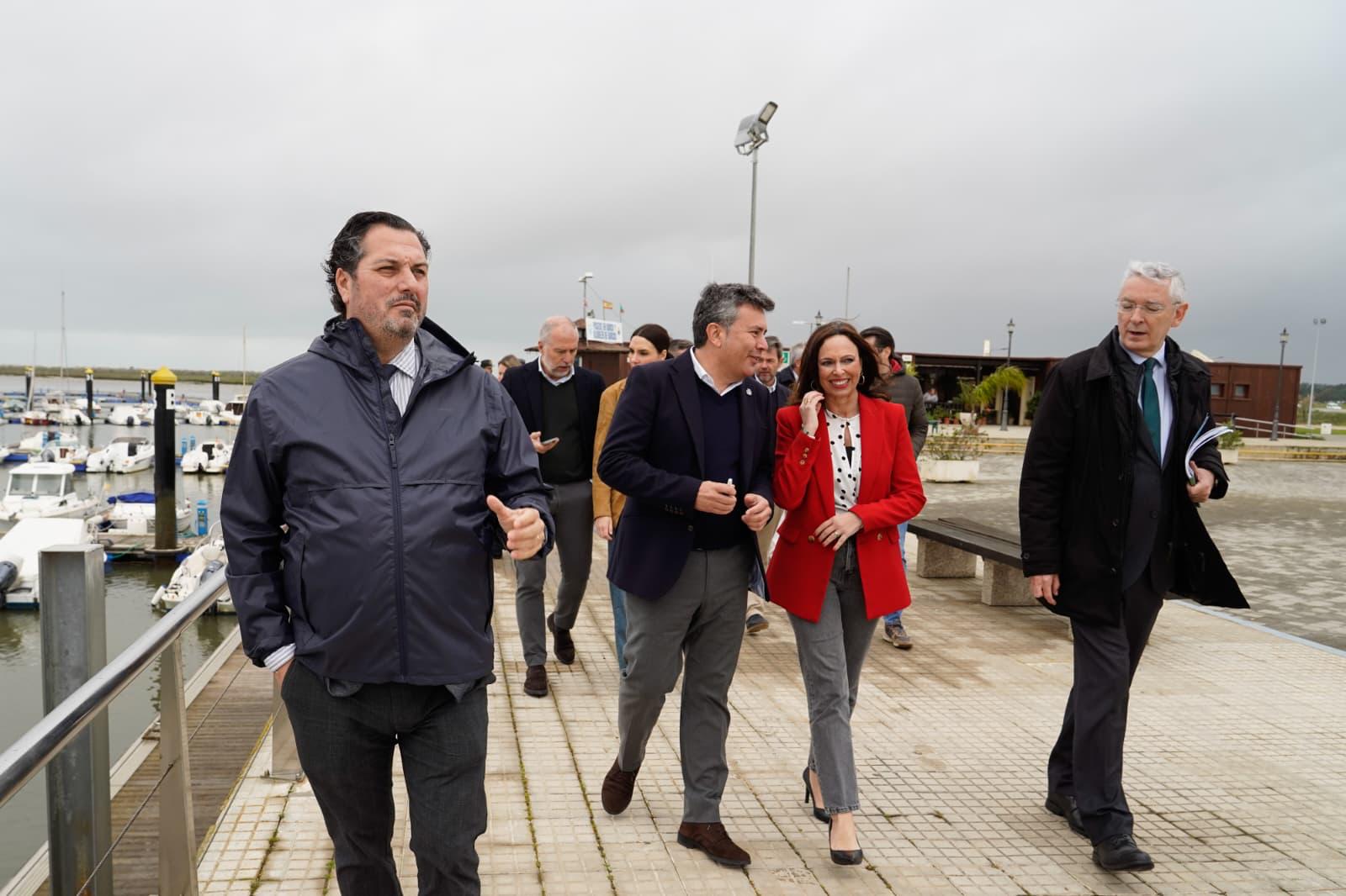 LA JUNTA FINALIZARÁ EN SEMANA SANTA LAS OBRAS DE MEJORA DE LA NAVEGABILIDAD DEL PUERTO DE EL TERRÓN 