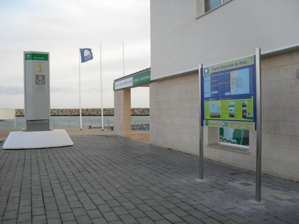 PUERTOS DESTINA MÁS DE 800.000 EUROS A LA MEJORA DE LOS ACCESOS AL PUERTO DE ROTA